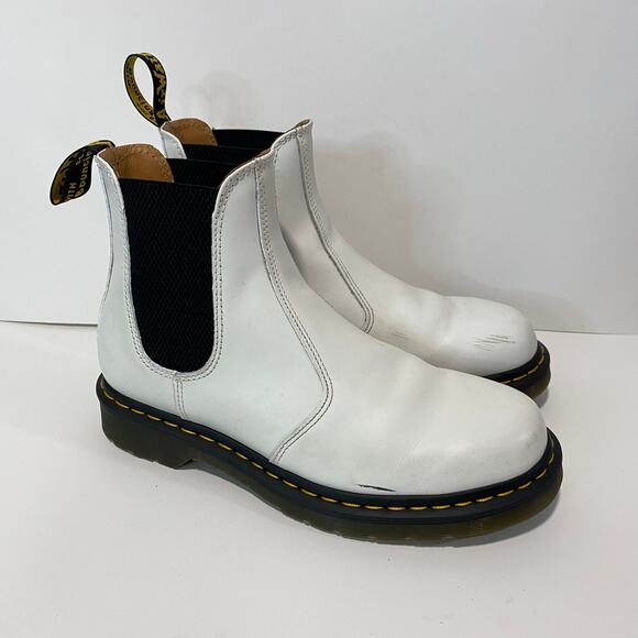 Dr. Martens Women's 2976 Chelsea Boots White Smooth Leather Ankle Size 9 - Picture 1 of 10
